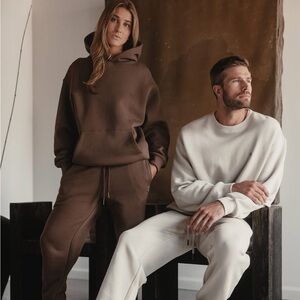 NWT Cuts Women Divine Hoodie and Sweatpants Set in Mocha